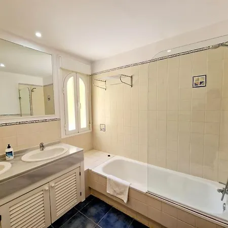 Apartment Atalaya 3 Bedrooms *